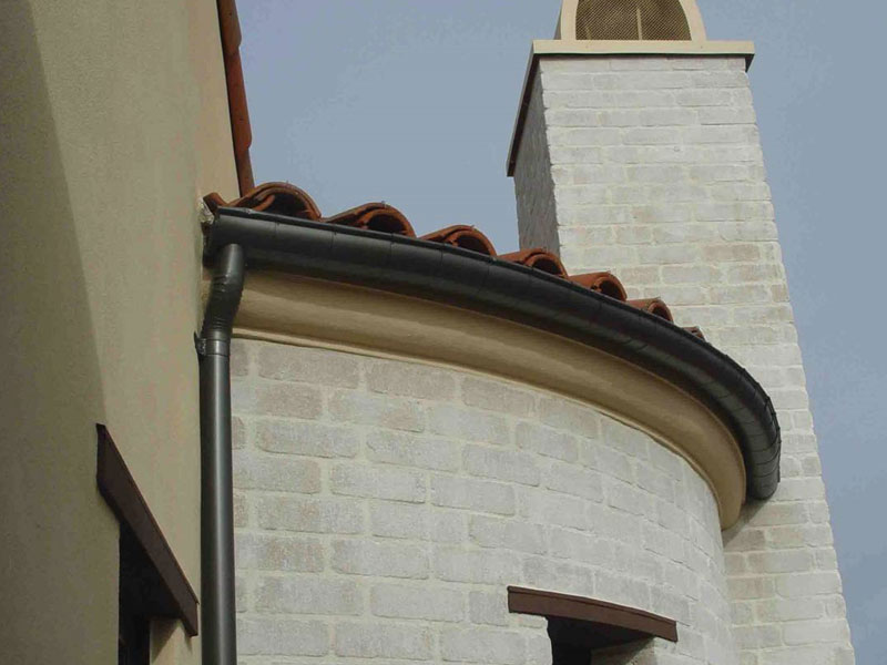 摩利科彩鋁天溝落水